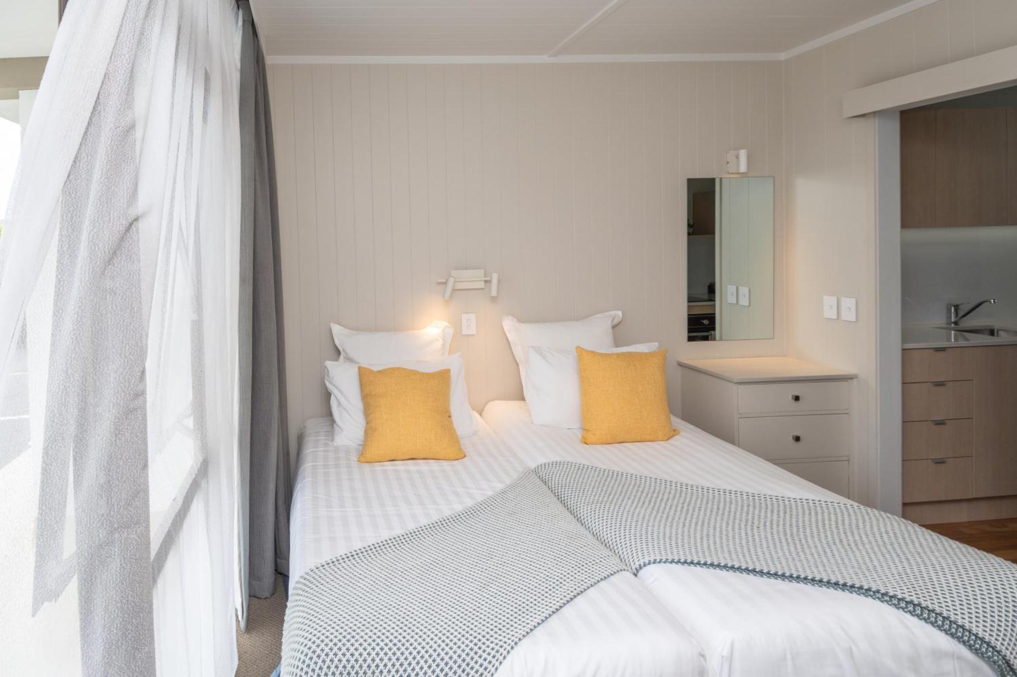 Whispering Sands Beachfront Motel Gisborne Εξωτερικό φωτογραφία