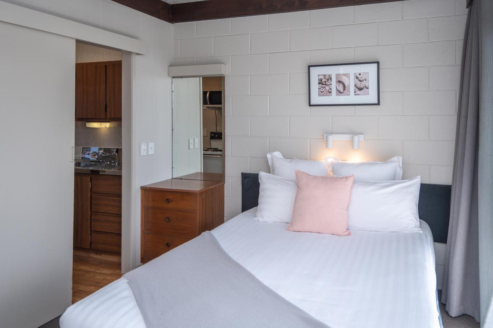 Whispering Sands Beachfront Motel Gisborne Εξωτερικό φωτογραφία