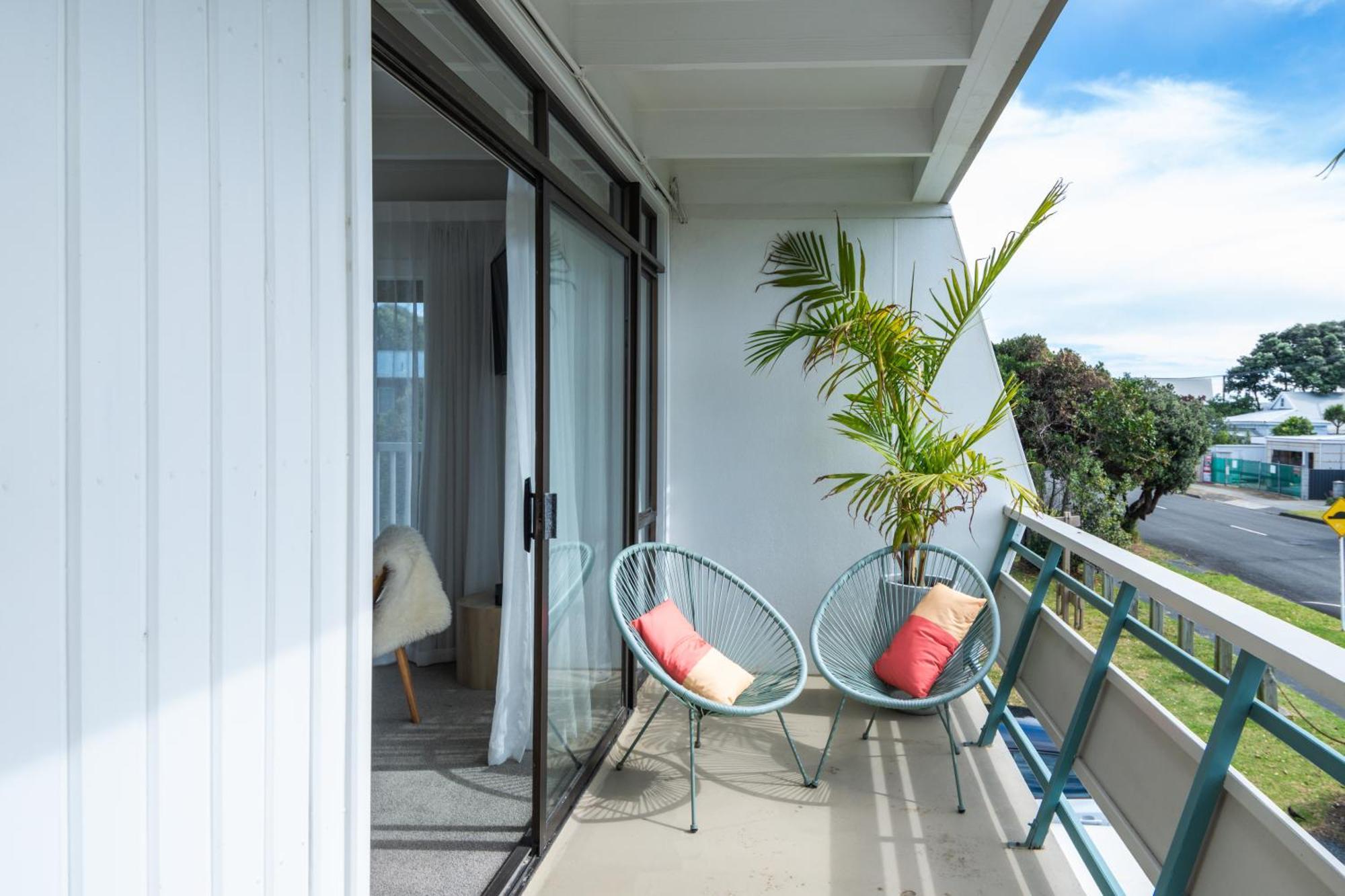 Whispering Sands Beachfront Motel Gisborne Εξωτερικό φωτογραφία