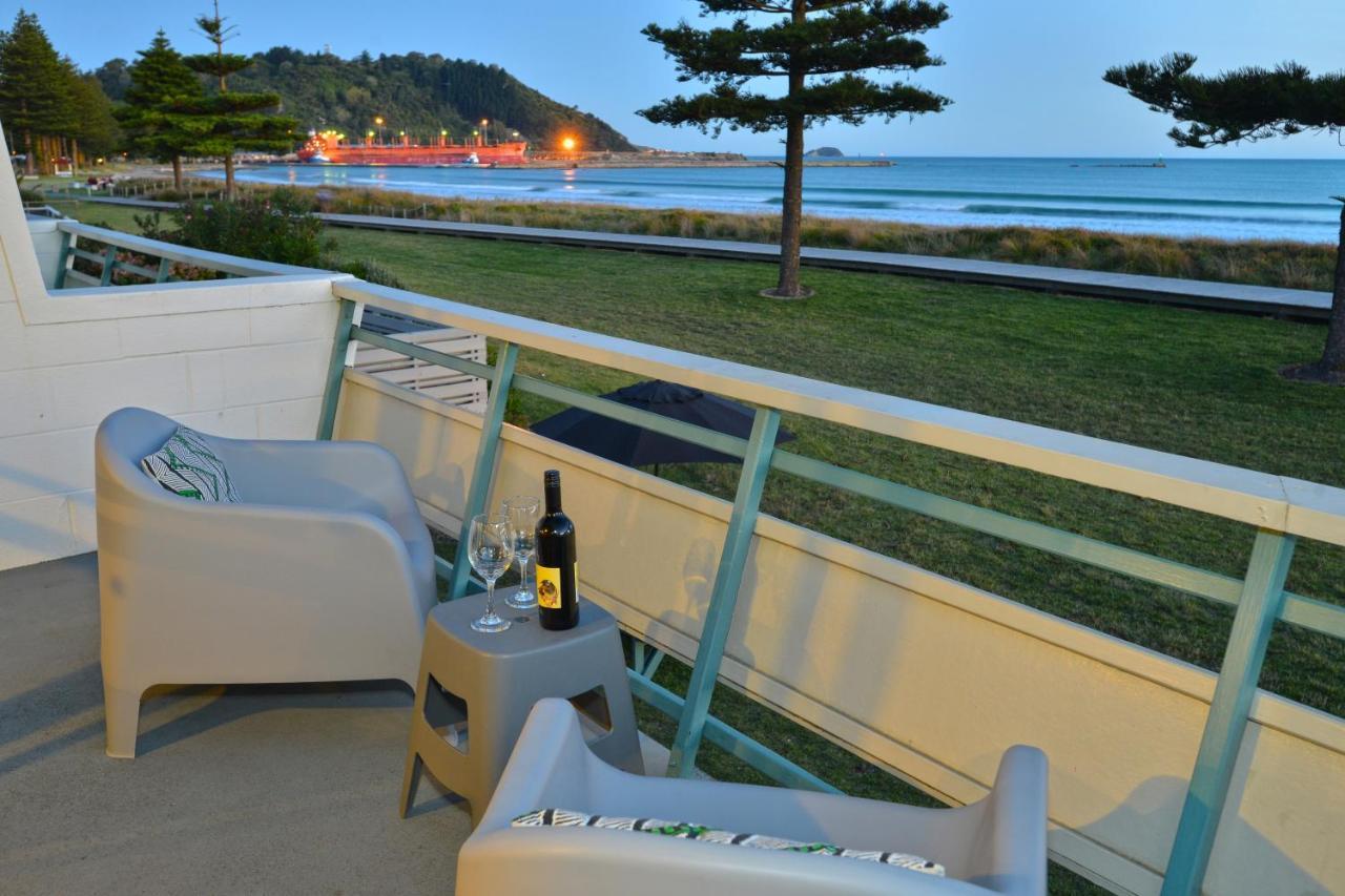 Whispering Sands Beachfront Motel Gisborne Εξωτερικό φωτογραφία