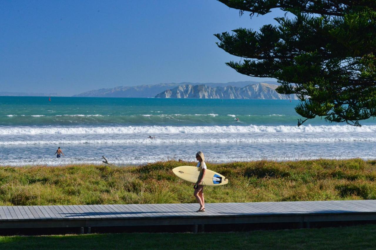 Whispering Sands Beachfront Motel Gisborne Εξωτερικό φωτογραφία